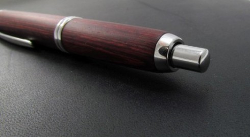 Pilot Capless (Vanishing point) Wooden Red Birch,  FC-2500RR-DR Fountain Pen