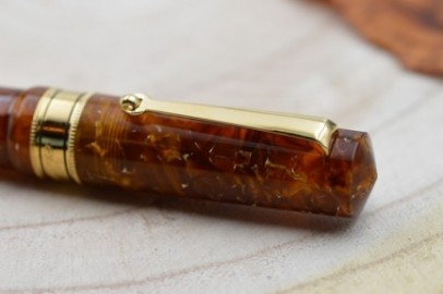 Santini Italia Libra Ambra GP 18k Superflexy Fine nib piston filler pen with ebonite feeder