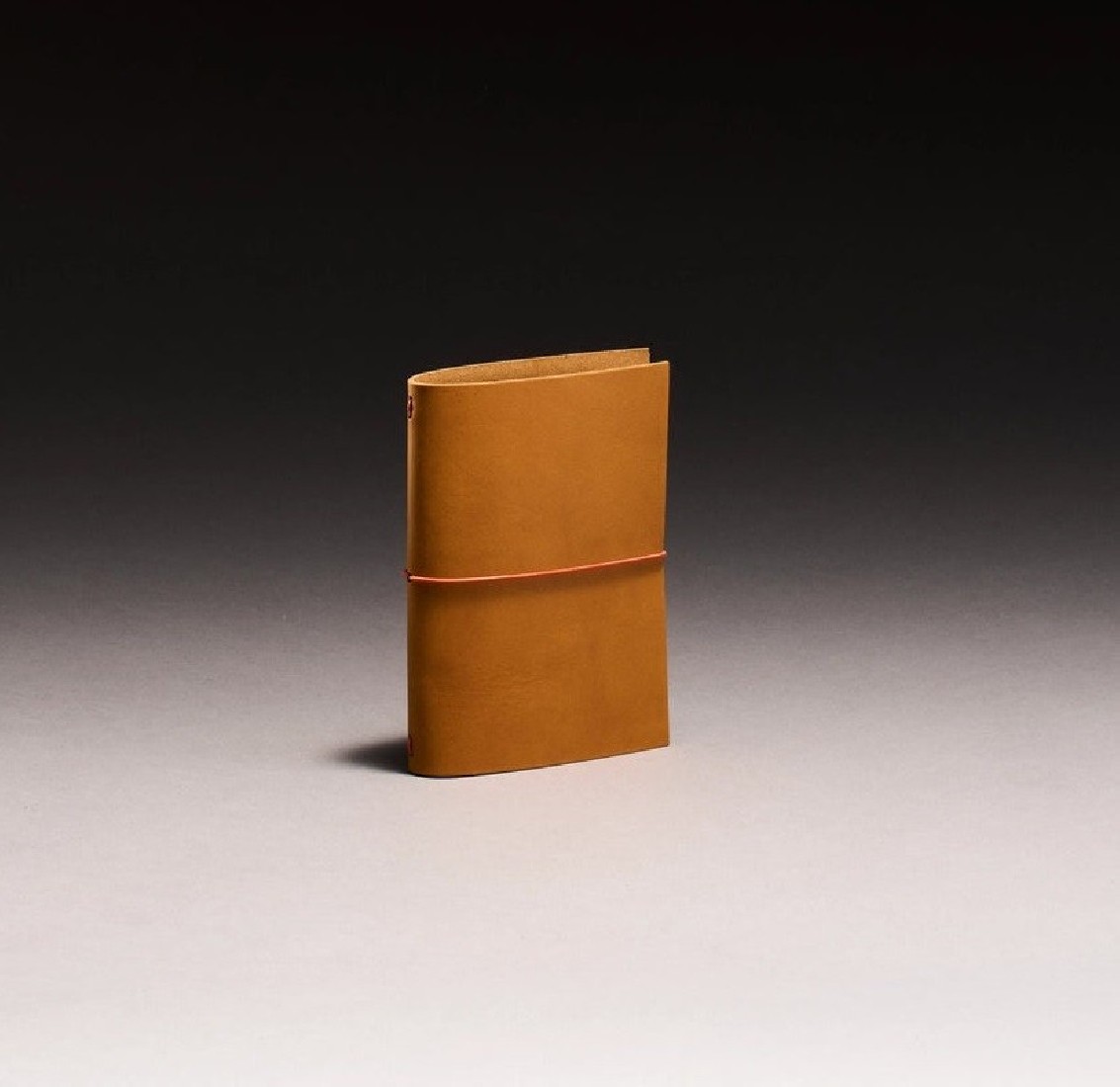 Paper Republic grand voyageur pocket firenze leather journal