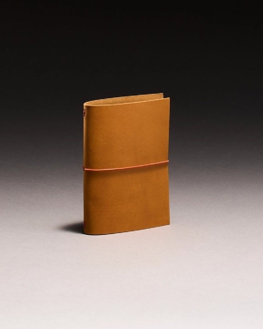 Paper Republic grand voyageur xl firenze leather journal