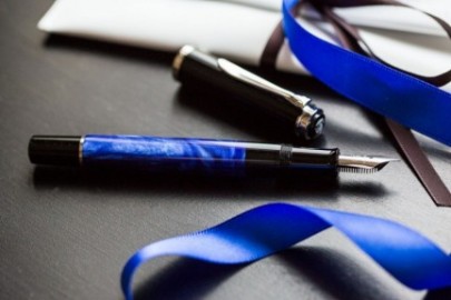 Pelikan M205 Blue Marbled Fountain Pen