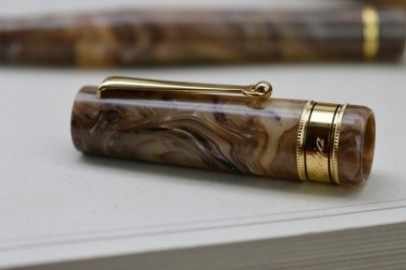 Santini Italia Libra Africa GT 14k Superflex nib piston filler pen with ebonite feeder