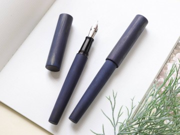 Wancher Indigo blue olivewood Sekai - Ai, World Tree  fountain pen