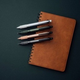 Uni Jetstream 4&1 Metal Edition, 0.5mm Ballpoint Pen (Black, Red, Blue, Green) and 0.5mm Mechanical Pencil, Rose Gold MSXE-52000A-05.74