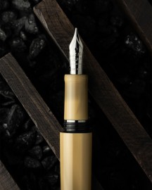 Scribo Piuma Fountain Pen Hane Murakumo Limited Edition