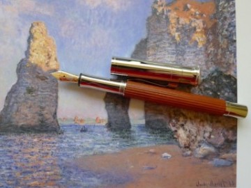 Graf Von Faber Castell Classic Fountain Pen Platinum, Pernambuco Wood, 145540