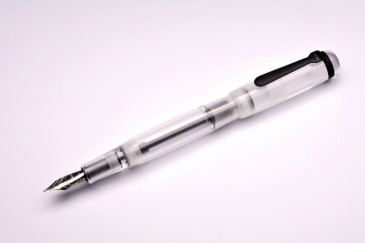 Opus 88 Omar Clear Fountain Pen