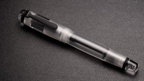 Opus 88 Omar Clear Fountain Pen