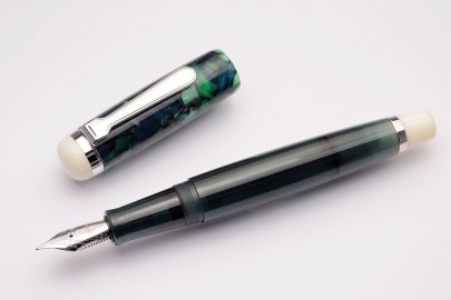 Opus 88 Omar Green Fountain Pen