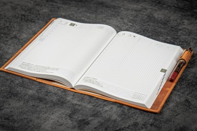 Galen Leather Slim A5 Notebook Planner Cover - Crazy Horse Brown