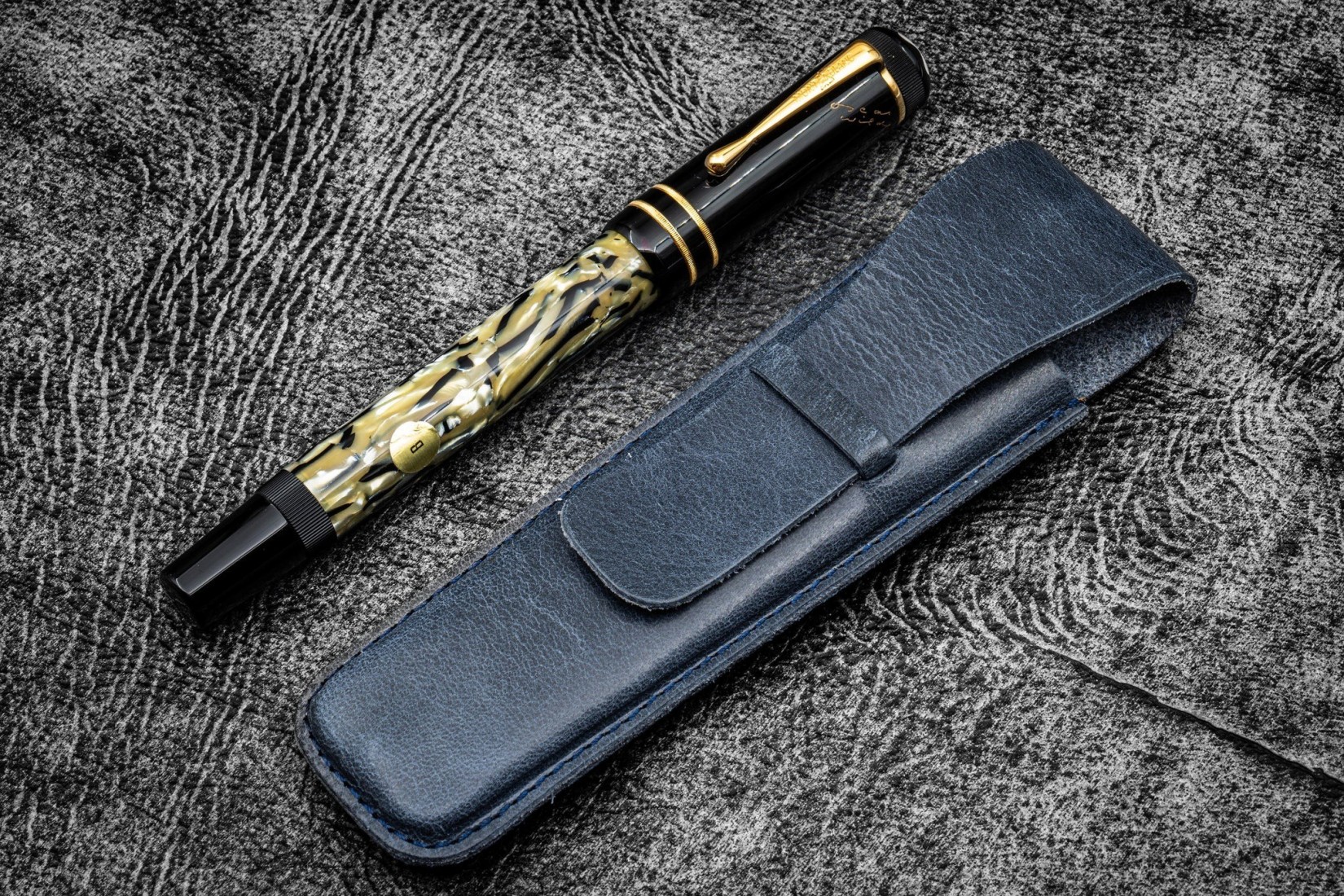 Galen Slim Leather Pen Sleeve for Single Pen - C.H. Navy Blue