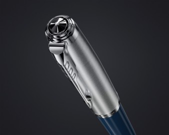 PARKER 51 MIDNIGHT BLUE RESIN CHROME TRIM FOUNTAIN PEN STEEL NIB
