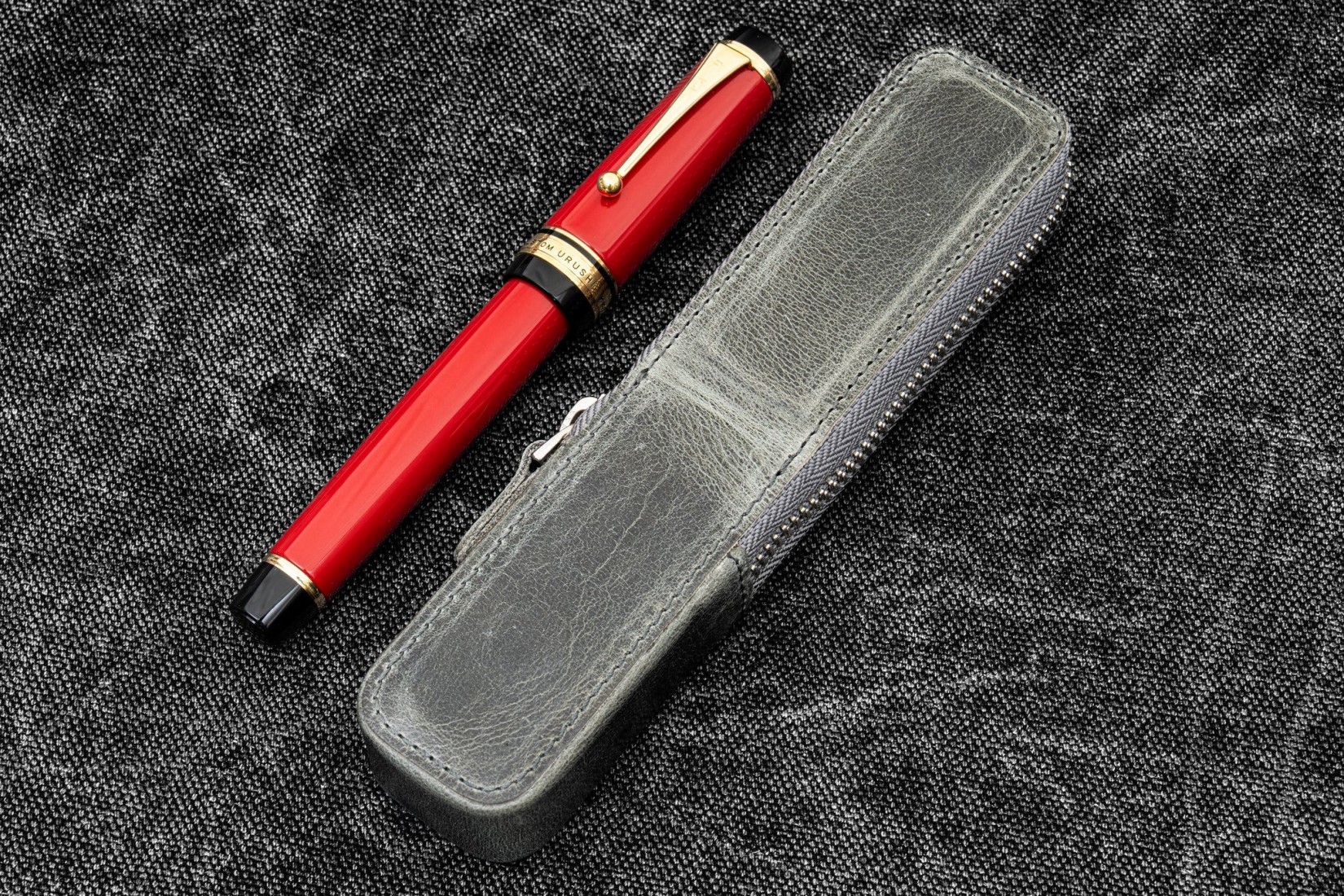 Galen Leather  Zippered Magnum Opus Single Hard Pen Case For Oversized Pens and Namiki Emperor - Crazy Horse Smoky