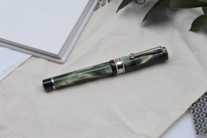 Santini Italia Libra Capri PT 14k Superflexy nib piston filler fountain pen