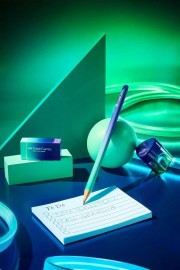 Faber Castell triangular wooden pencil 118403 buzzing blue