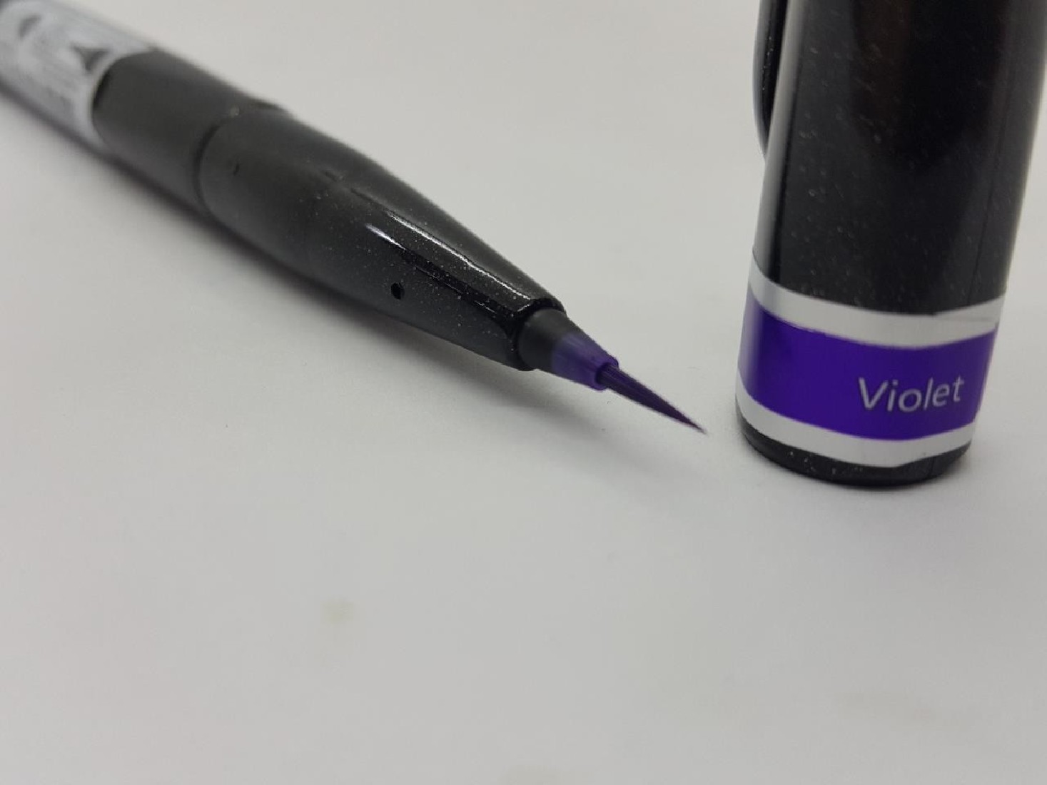 Pentel Artist Brush Sign Pen ultra fine - Violet