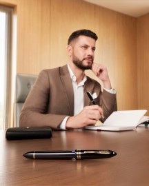 Sheaffer Balance III E892 Glossy Black CT Fountain Pen