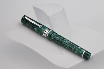 Santini Italia Libra Jungle RP 18k fine flexy nib with ebonite feeder and piston filler pen
