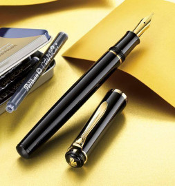 Pelikan P200 Classic Black with cartridges fountain pen