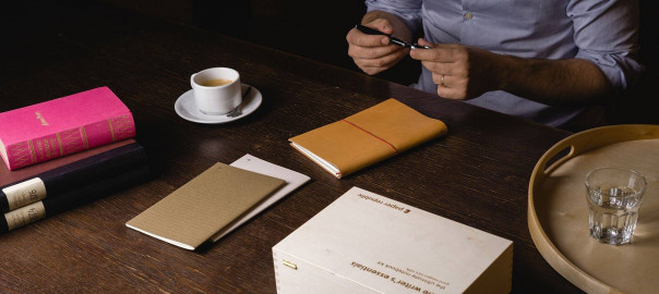 Paper Republic the writers essentials [xl] sand leather journal kit