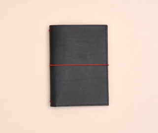 Paper Republic grand voyageur A6 black leather journal