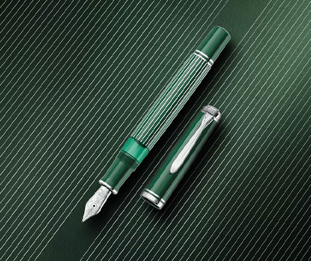 Pelikan apatite