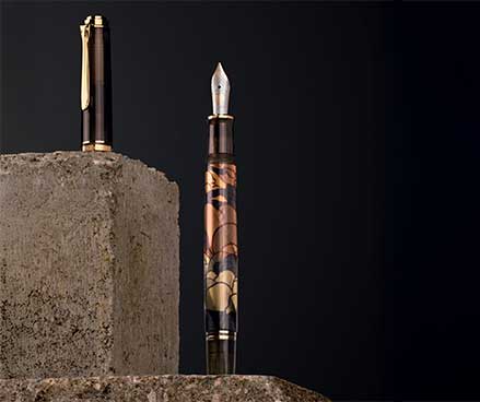 Pelikan apatite